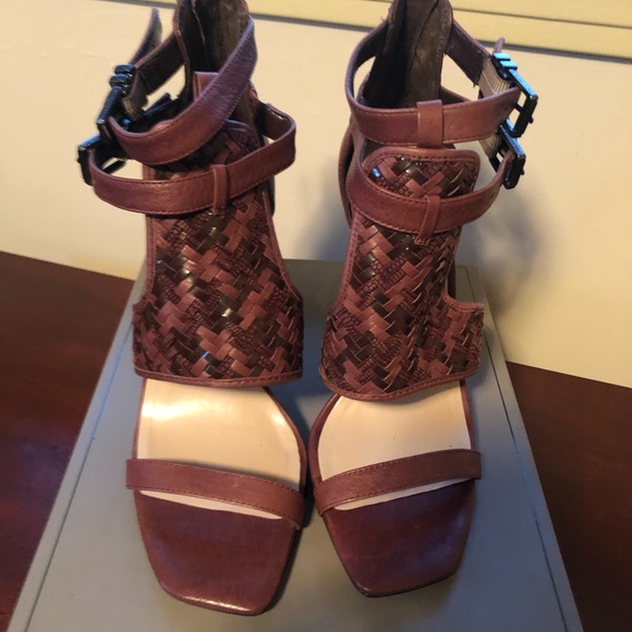 BCBG Strappy Heels - Picture 3 of 10